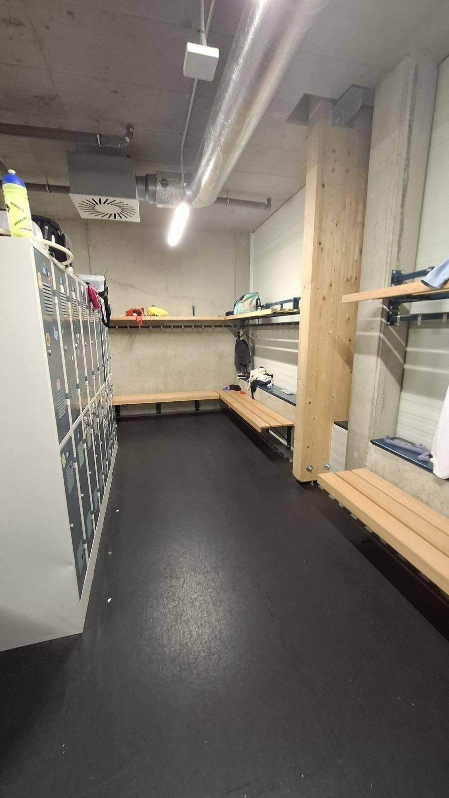 Locker room 3